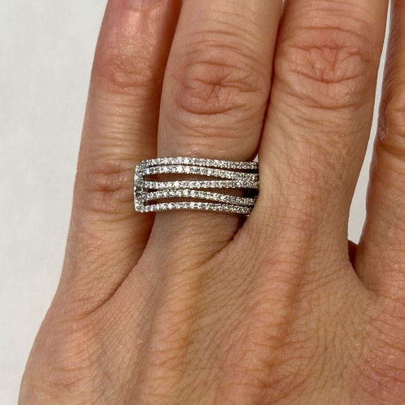 Suzy Levian White Sterling Silver White CZ 5 Row Half Band Ring NWT - Picture 4 of 6